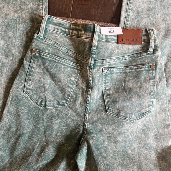Judy Blue Garment Dyed High Waist Women’s Mint Mineral Washed Dad Jeans - Picture 6 of 6